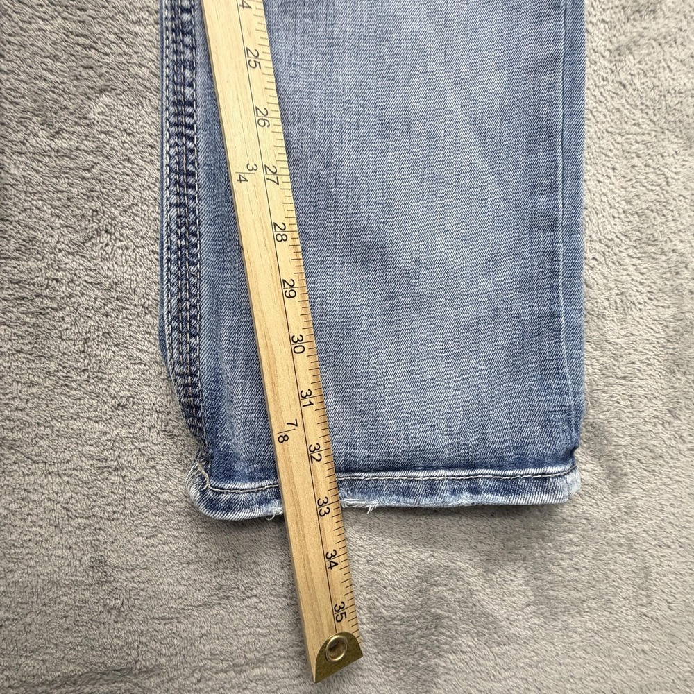 BKE Jeans Mens 33x34 Blue Light Wash Straight Jake Stretch Distressed Fit - Picture 3 of 9